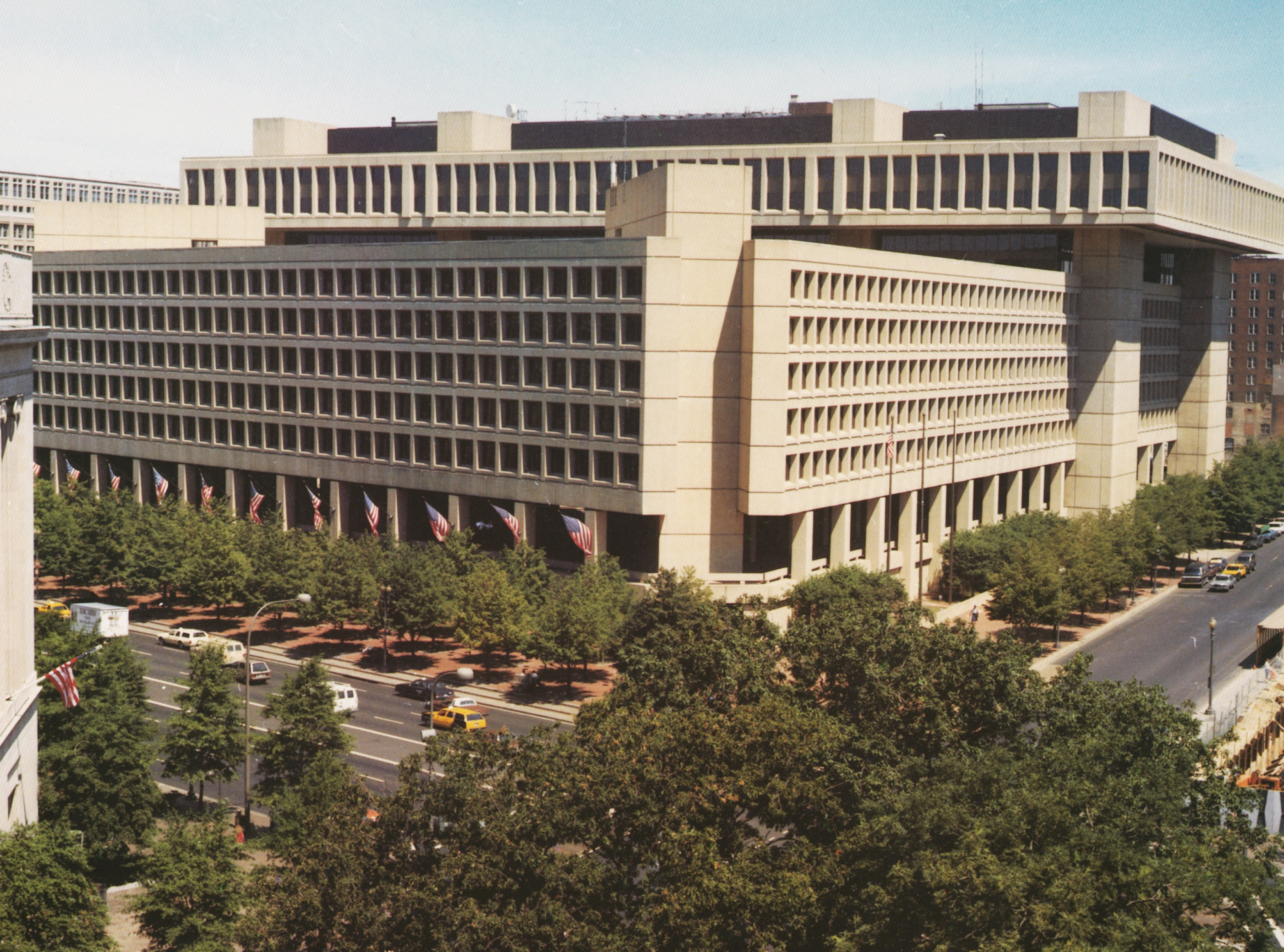 Archieffoto van het J. Edgar Hoover Building, het FBI-hoofdkwartier in Washington, D.C.